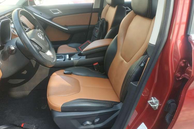 Used JMC Yusheng S330 2016 1.5L GTDi Automatic Two-Wheel Drive Prestige Edition Left Front Seat