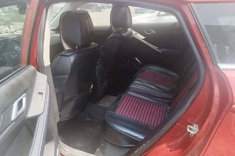 Used JMC Yusheng S330 2016 1.5L GTDi Automatic Two-Wheel Drive Prestige Edition Left Rear Seat