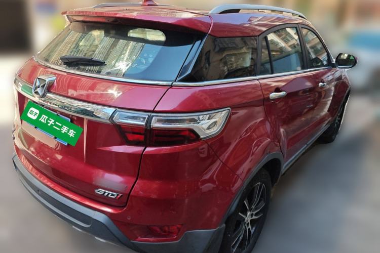 Used JMC Yusheng S330 2016 1.5L GTDi Automatic Two-Wheel Drive Flagship Edition Rear Right 45 Deg
