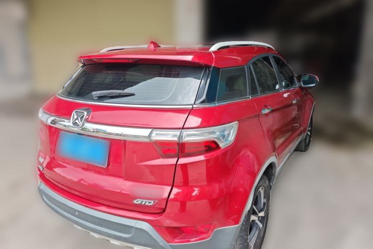 Used JMC Yusheng S330 2016 1.5L GTDi Automatic Two-Wheel Drive Prestige Edition Rear Right 45 Deg