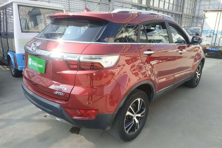 Used JMC Yusheng S330 2016 1.5L GTDi Automatic Two-Wheel Drive Prestige Edition Rear Right 45 Deg