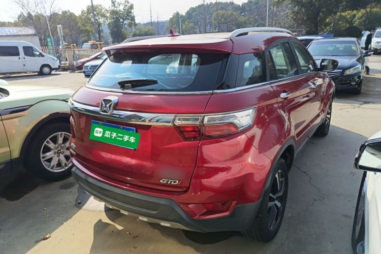 Used JMC Yusheng S330 2016 1.5L GTDi Automatic Two-Wheel Drive Fashion Edition Rear Right 45 Deg