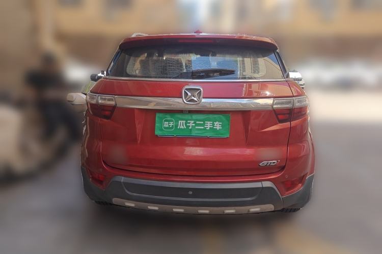 Used JMC Yusheng S330 2016 1.5L GTDi Automatic Two-Wheel Drive Fashion Edition Rear