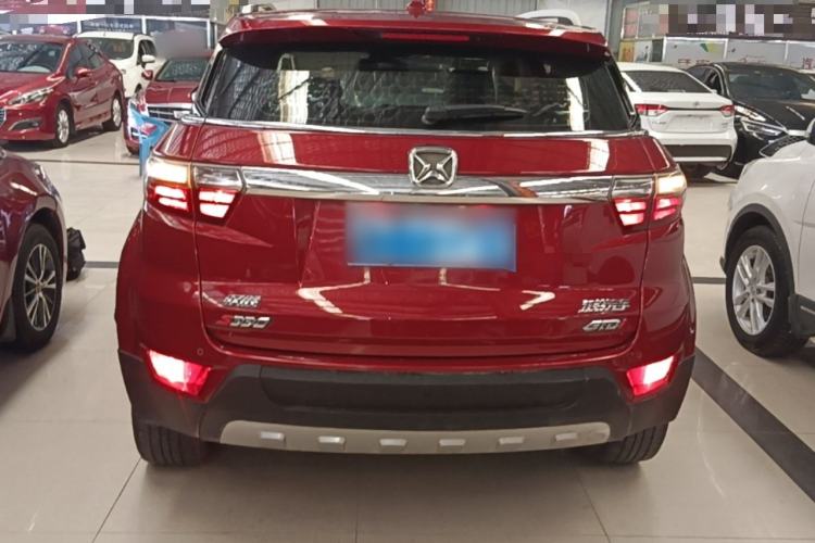 Used JMC Yusheng S330 2016 1.5L GTDi Automatic Two-Wheel Drive Fashion Edition Rear