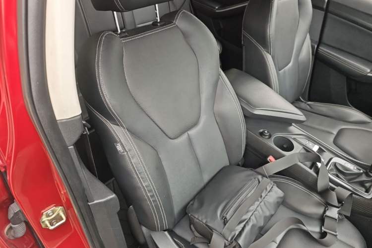 Used JMC Yusheng S330 2016 1.5L GTDi Automatic Two-Wheel Drive Prestige Edition Right Front Seat