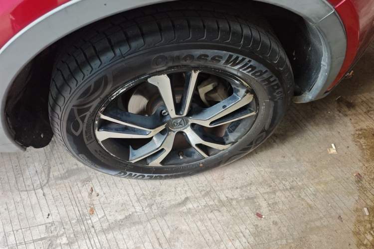 Used JMC Yusheng S330 2016 1.5L GTDi Automatic Two-Wheel Drive Prestige Edition Right Front Wheel Hub