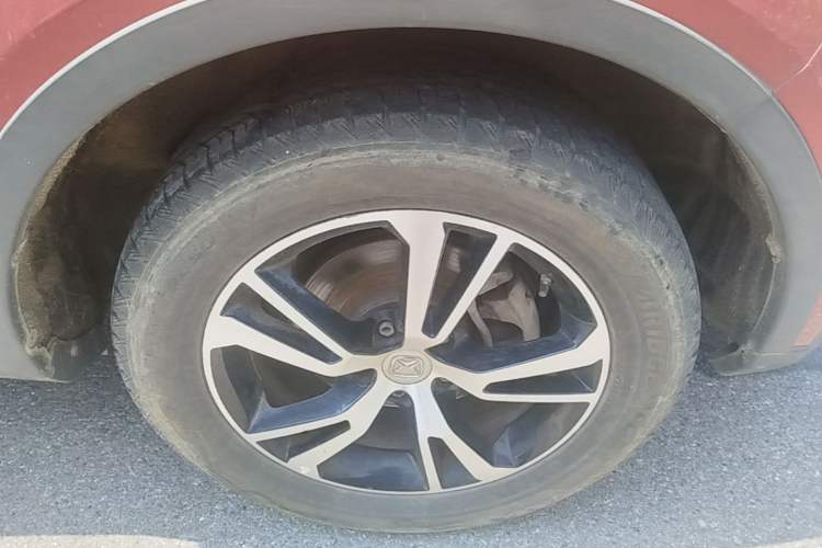 Used JMC Yusheng S330 2016 1.5L GTDi Automatic Two-Wheel Drive Prestige Edition Right Front Wheel Hub