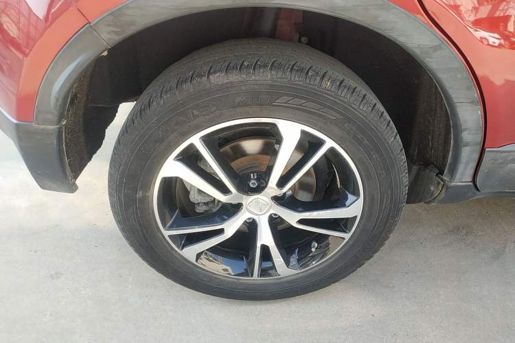 Used JMC Yusheng S330 2016 1.5L GTDi Automatic Two-Wheel Drive Prestige Edition Right Rear Wheel Hub