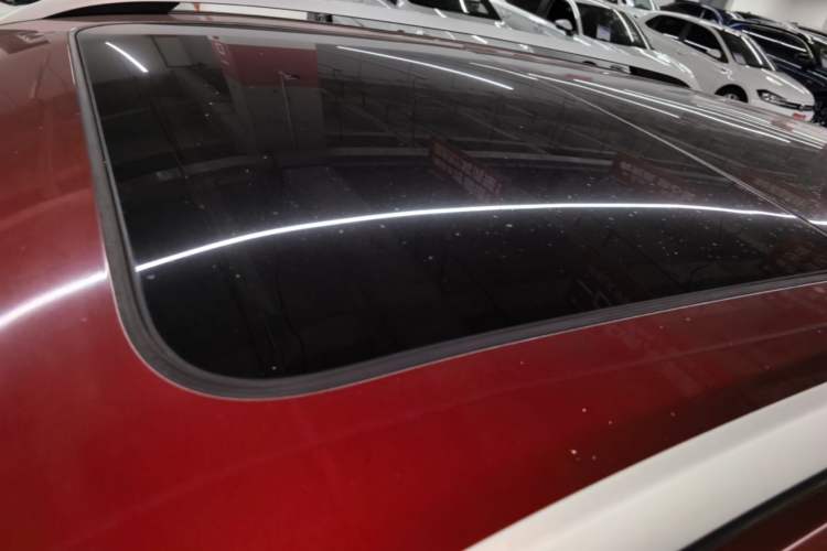 Used JMC Yusheng S330 2016 1.5L GTDi Automatic Two-Wheel Drive Prestige Edition Roof