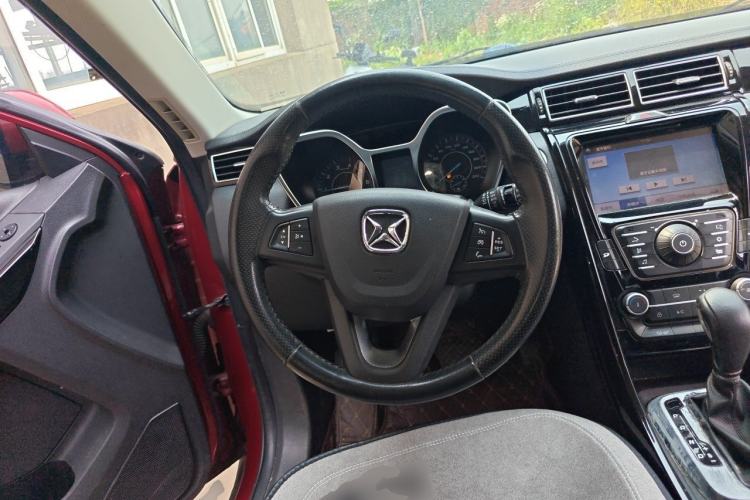 Used JMC Yusheng S330 2016 1.5L GTDi Automatic Two-Wheel Drive Comfort Edition Steering Wheel