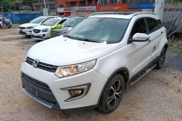 Ojetý JMC Yusheng S330 2016 1.5L GTDi Automatic Two-Wheel Drive Fashion Edition