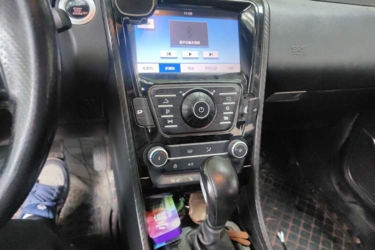Used JMC Yusheng S330 2016 1.5L GTDi Automatic Two-Wheel Drive Prestige Edition Audio And AC Panel