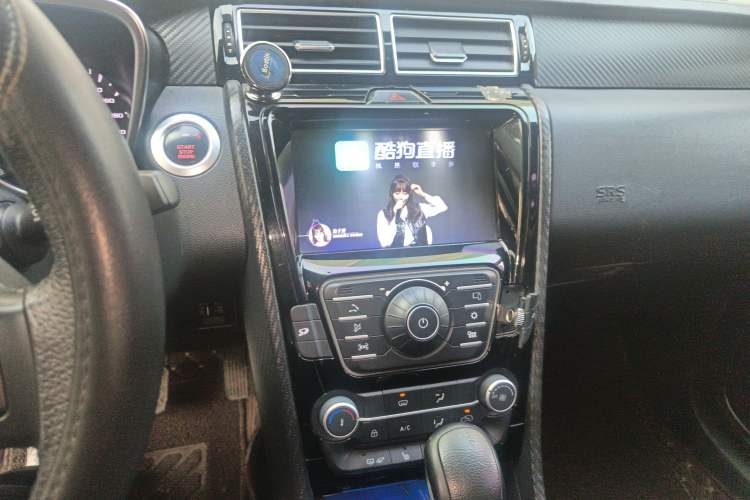 Used JMC Yusheng S330 2016 1.5L GTDi Automatic Two-Wheel Drive Prestige Edition Audio And AC Panel