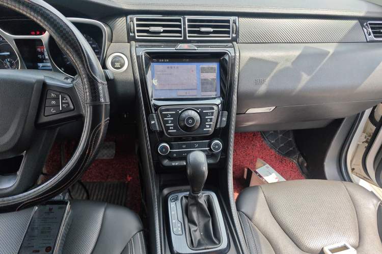 Used JMC Yusheng S330 2016 1.5L GTDi Automatic Two-Wheel Drive Prestige Edition Audio And AC Panel