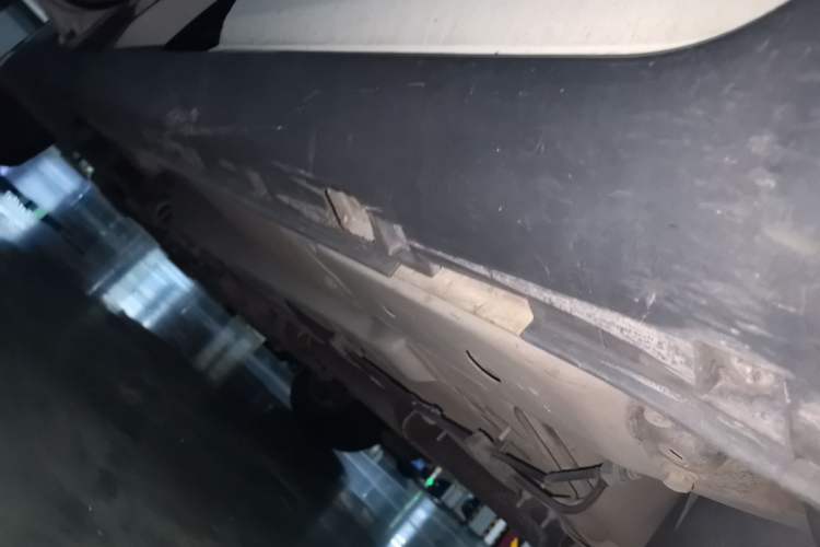 Used JMC Yusheng S330 2016 1.5L GTDi Automatic Two-Wheel Drive Comfort Edition Chassis Rear Left