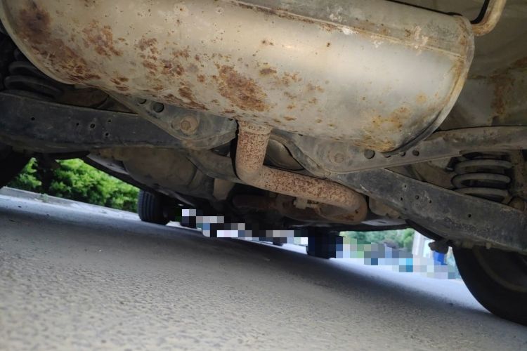 Used JMC Yusheng S330 2016 1.5L GTDi Automatic Two-Wheel Drive Flagship Edition Chassis Rear