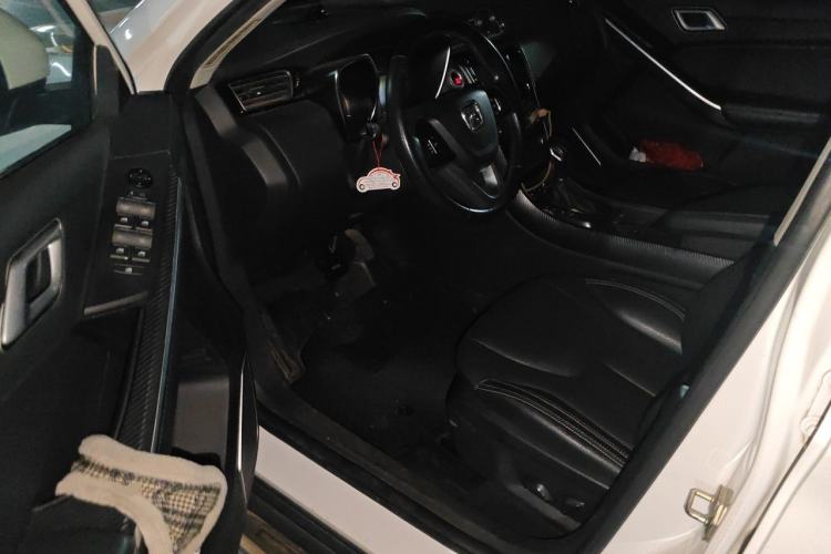 Used JMC Yusheng S330 2016 1.5L GTDi Automatic Two-Wheel Drive Fashion Edition Driver Seat