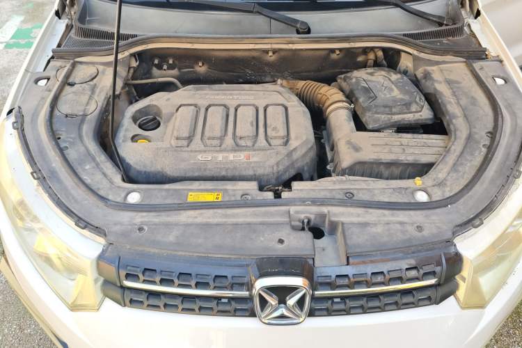 Used JMC Yusheng S330 2016 1.5L GTDi Automatic Two-Wheel Drive Fashion Edition Engine Bay