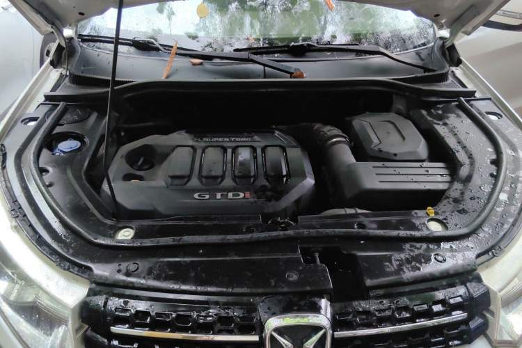Used JMC Yusheng S330 2016 1.5L GTDi Automatic Two-Wheel Drive Prestige Edition Engine Bay