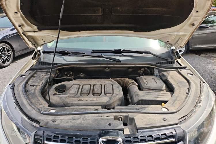 Used JMC Yusheng S330 2016 1.5L GTDi Automatic Two-Wheel Drive Comfort Edition Engine Bay