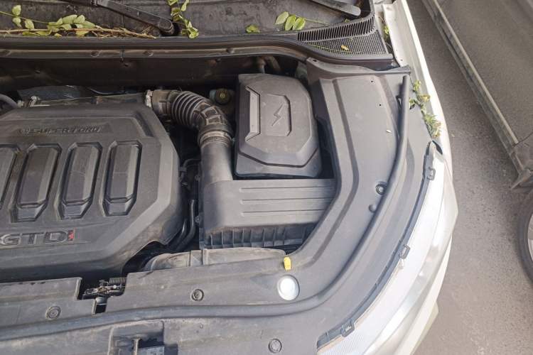 Used JMC Yusheng S330 2016 1.5L GTDi Automatic Two-Wheel Drive Fashion Edition Engine Bay Left