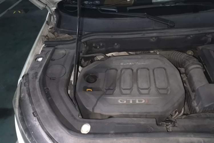 Used JMC Yusheng S330 2016 1.5L GTDi Automatic Two-Wheel Drive Comfort Edition Engine Bay Right