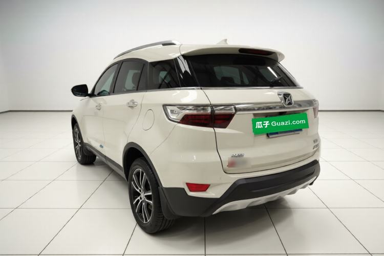 Used JMC Yusheng S330 2016 1.5L GTDi Automatic Two-Wheel Drive Flagship Edition Exterior 3