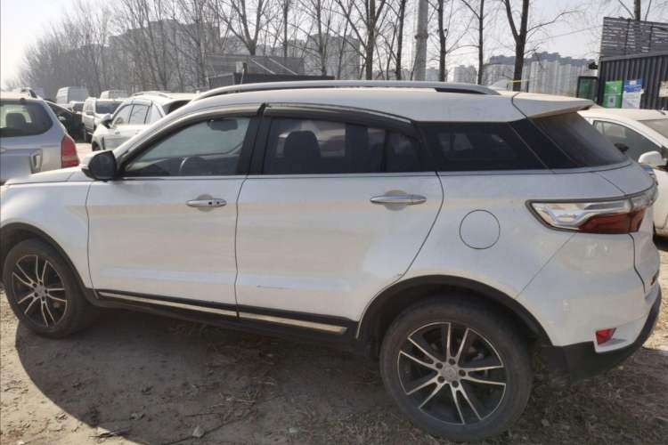Used JMC Yusheng S330 2016 1.5L GTDi Automatic All-Wheel-Drive Flagship Edition Exterior 4