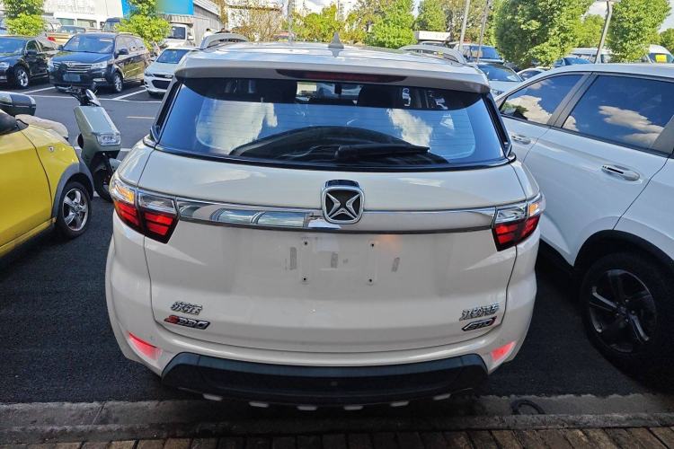 Used JMC Yusheng S330 2016 1.5L GTDi Automatic Two-Wheel Drive Comfort Edition Exterior 4
