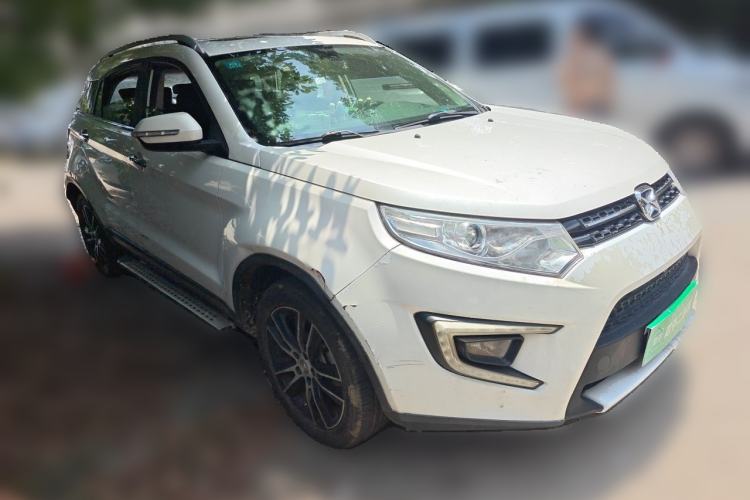 Used JMC Yusheng S330 2016 1.5L GTDi Automatic Two-Wheel Drive Flagship Edition Front Right 45 Deg