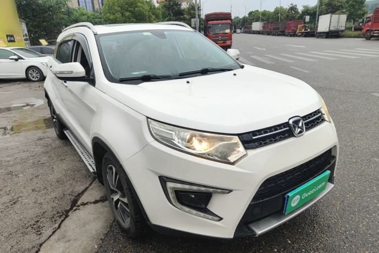 Used JMC Yusheng S330 2016 1.5L GTDi Automatic Two-Wheel Drive Prestige Edition Front Right 45 Deg