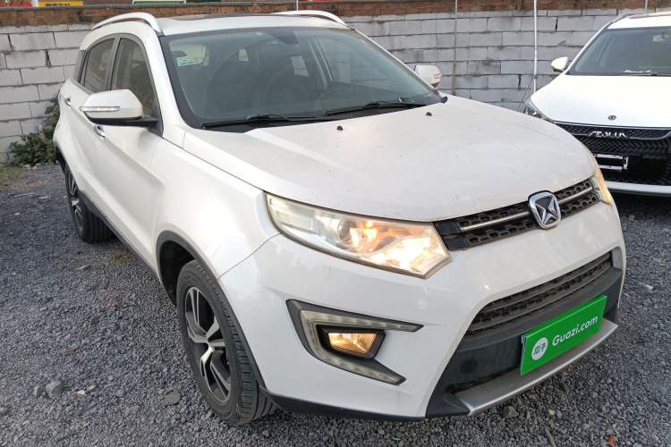 Used JMC Yusheng S330 2016 1.5L GTDi Automatic Two-Wheel Drive Fashion Edition Front Right 45 Deg