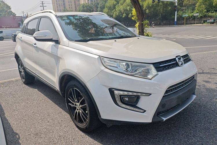 Used JMC Yusheng S330 2016 1.5L GTDi Automatic Two-Wheel Drive Flagship Edition Front Right 45 Deg