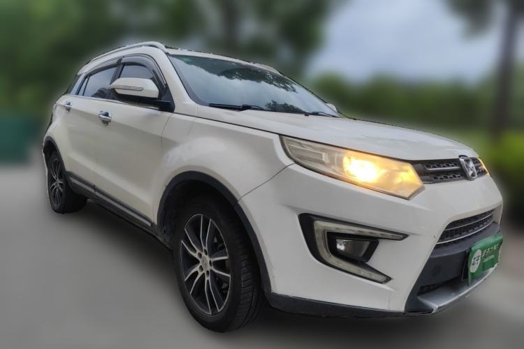 Used JMC Yusheng S330 2016 1.5L GTDi Automatic Two-Wheel Drive Flagship Edition Front Right 45 Deg