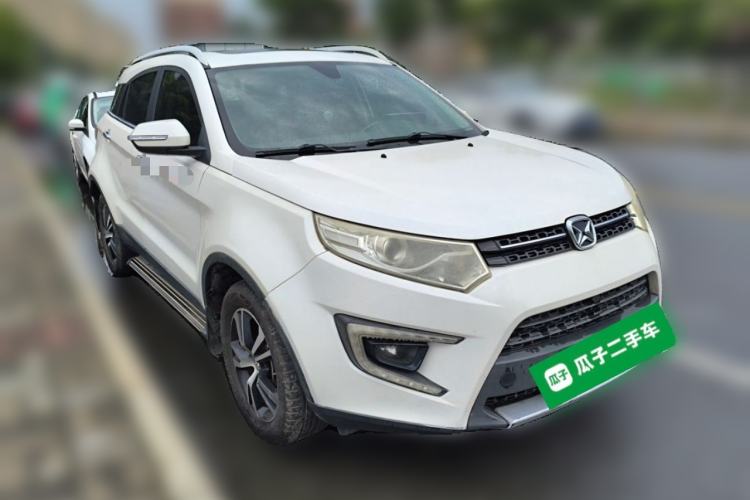 Used JMC Yusheng S330 2016 1.5L GTDi Automatic Two-Wheel Drive Prestige Edition Front Right 45 Deg