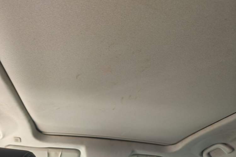 Used JMC Yusheng S330 2016 1.5L GTDi Automatic Two-Wheel Drive Flagship Edition Headliner