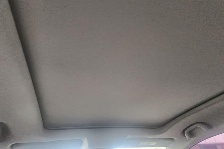Used JMC Yusheng S330 2016 1.5L GTDi Automatic Two-Wheel Drive Prestige Edition Headliner