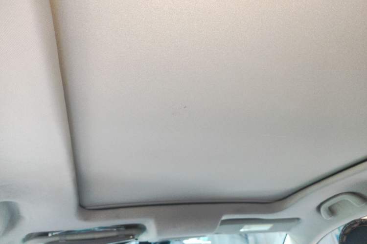 Used JMC Yusheng S330 2016 1.5L GTDi Automatic Two-Wheel Drive Flagship Edition Headliner