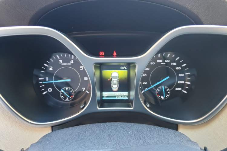 Used JMC Yusheng S330 2016 1.5L GTDi Automatic Two-Wheel Drive Fashion Edition Instrument Cluster