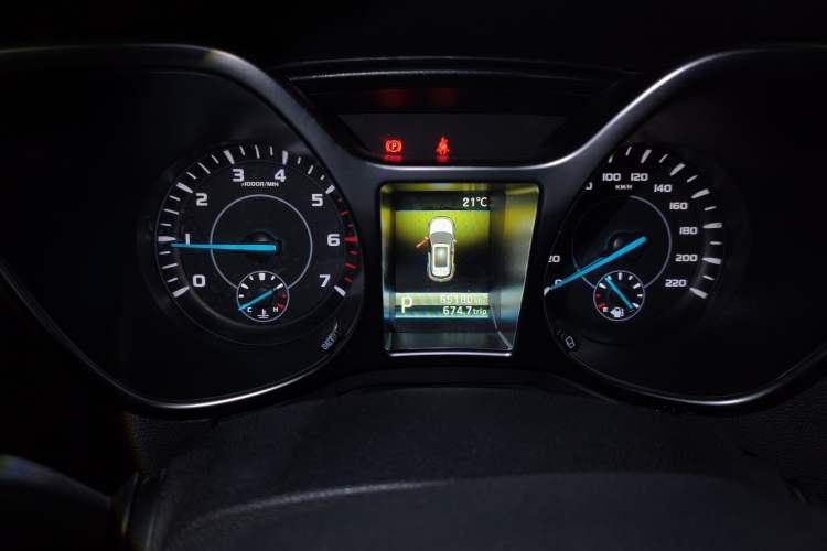 Used JMC Yusheng S330 2016 1.5L GTDi Automatic Two-Wheel Drive Prestige Edition Instrument Cluster