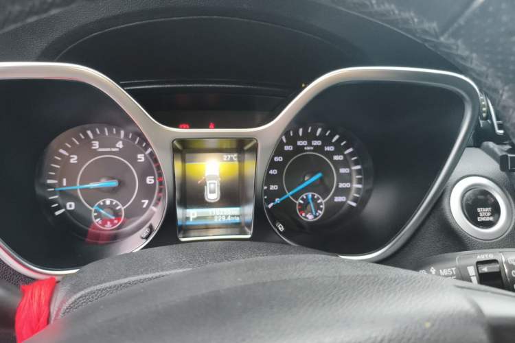 Used JMC Yusheng S330 2016 1.5L GTDi Automatic Two-Wheel Drive Prestige Edition Instrument Cluster