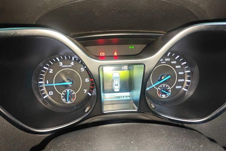 Used JMC Yusheng S330 2016 1.5L GTDi Automatic All-Wheel-Drive Flagship Edition Instrument Cluster
