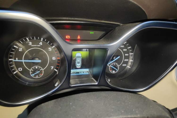 Used JMC Yusheng S330 2016 1.5L GTDi Automatic Two-Wheel Drive Flagship Edition Instrument Cluster