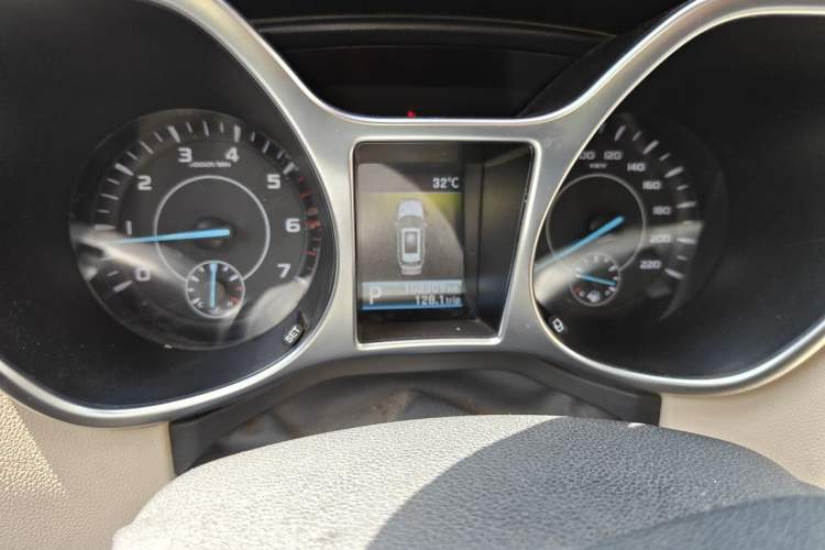 Used JMC Yusheng S330 2016 1.5L GTDi Automatic Two-Wheel Drive Flagship Edition Instrument Cluster