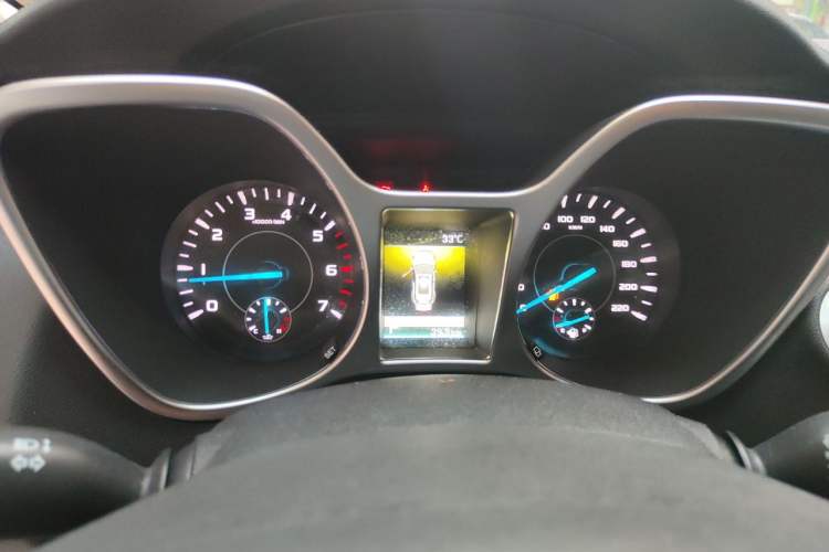 Used JMC Yusheng S330 2016 1.5L GTDi Automatic Two-Wheel Drive Flagship Edition Instrument Cluster