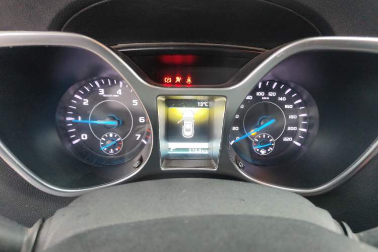 Used JMC Yusheng S330 2016 1.5L GTDi Automatic Two-Wheel Drive Fashion Edition Instrument Cluster