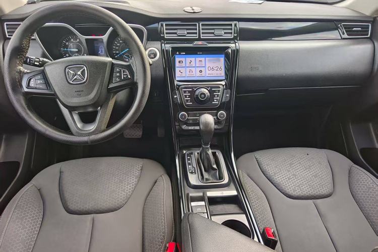 Used JMC Yusheng S330 2016 1.5L GTDi Automatic Two-Wheel Drive Comfort Edition Interior 1