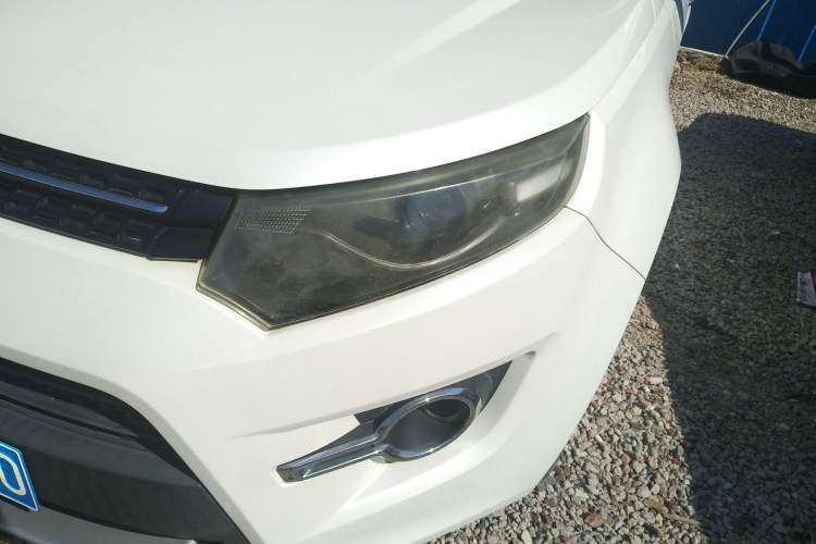 Used JMC Yusheng S330 2016 1.5L GTDi Automatic Two-Wheel Drive Comfort Edition Left Front Headlight