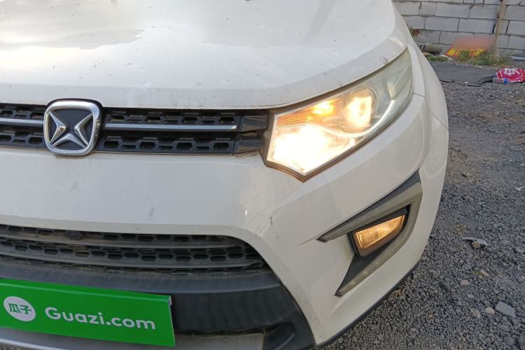 Used JMC Yusheng S330 2016 1.5L GTDi Automatic Two-Wheel Drive Fashion Edition Left Front Headlight