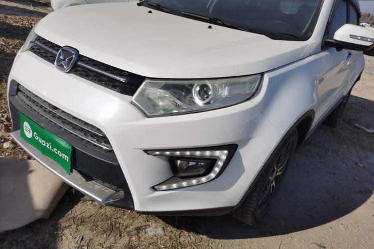 Used JMC Yusheng S330 2016 1.5L GTDi Automatic All-Wheel-Drive Flagship Edition Left Front Headlight